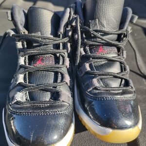 Jordan Kids Retro 11 (PS) Black and Red, 378039-002 Size 12c
